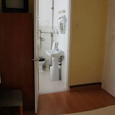 בית הארחה Residencial Lord ליסבון
